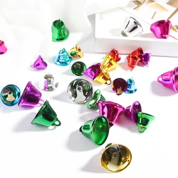 10 Adet Renkli Metal Küçük Jingle Bells Noel Asılı Kolye Ev Partisi Dekorasyon DIY Takı Yapımı Malzeme Aksesuarları