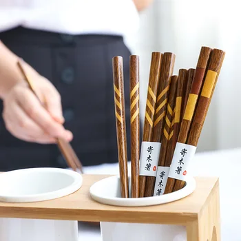 Yeniden kullanılabilir ahşap çubuklar El Yapımı Bambu Doğal Ahşap Çubuklarını Suşi Gıda Çin Sofra Mutfak Cultery Aksesuarları