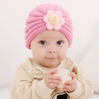 Moda El Yapımı Çiçekler Bebek Kız Sıcak Şapka Yumuşak Rahat Örgü Yün Çizgili Kapaklar Yenidoğan Şapkalar Çocuk Fotoğraf Sahne