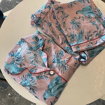 2022 Kadın Pijama Seti Kuş Pembe Orman Pijama İlkbahar Sonbahar Pamuk Sleeowear Kadınlar için Uzun kollu Rahat Ev Giysileri Keten